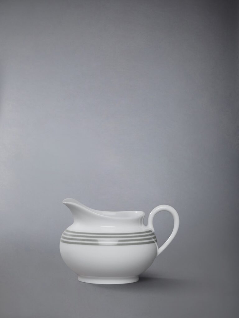 Thom Browne Réenchante Fêtes avec Collection Holiday 2024 Spectaculaire