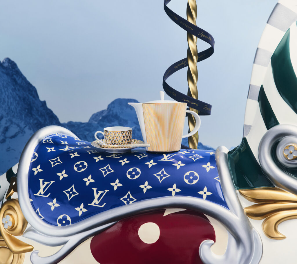 Louis Vuitton Manège Enchanté pour Fêtes 2024