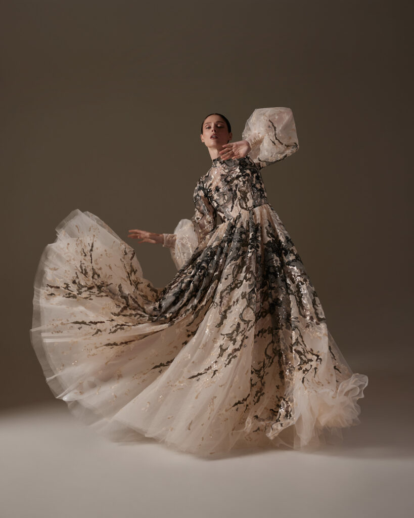 RVNG Coco Rocha Force Féminité pour Collection SS25