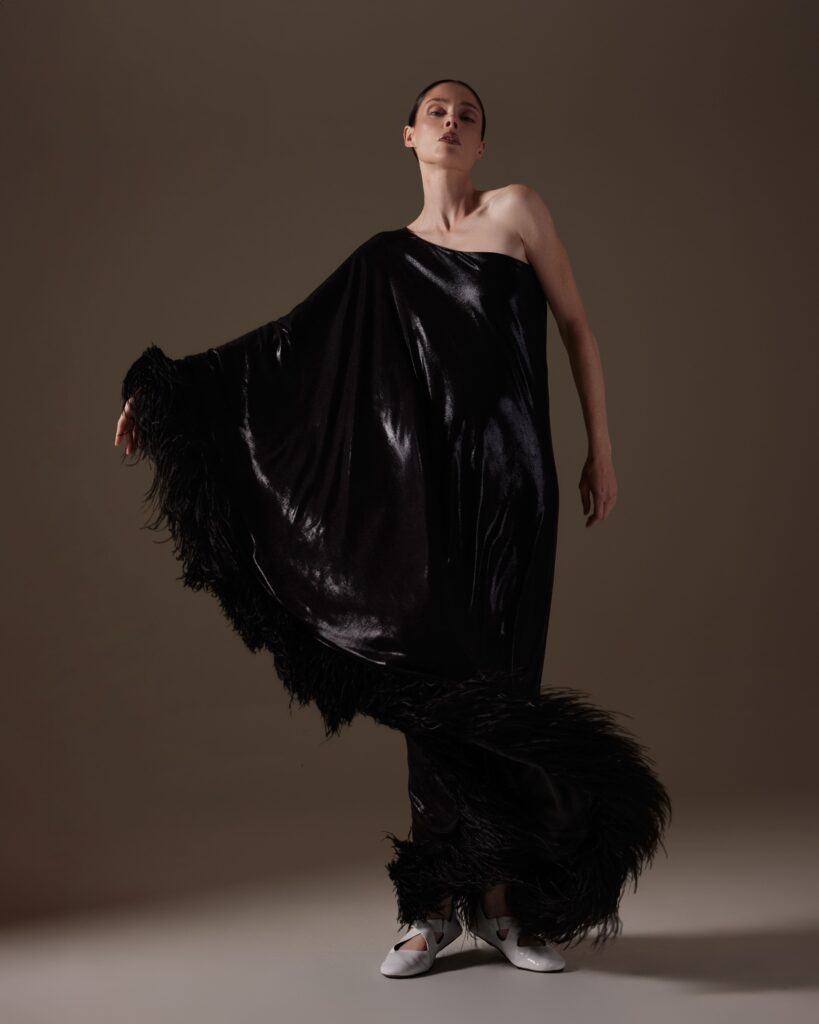 RVNG Coco Rocha Force Féminité pour Collection SS25