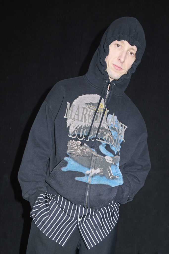 Supreme x MM6 Maison Margiela : la déconstruction entre dans l’arène streetwear 49 25 SS26 MM6 Lifestyle