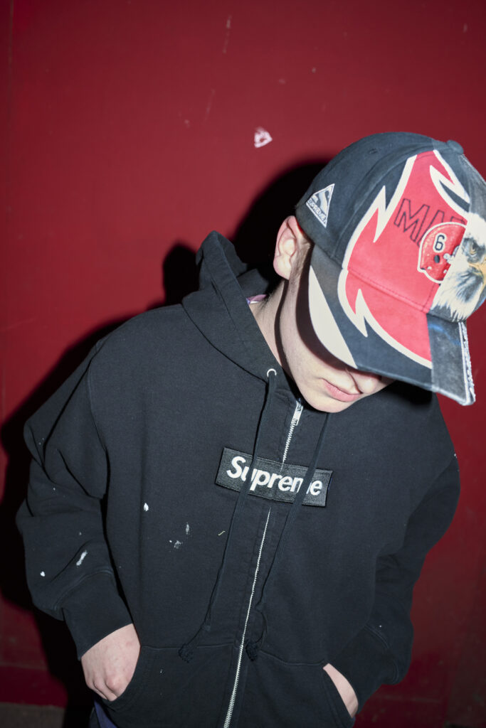 Supreme x MM6 Maison Margiela : la déconstruction entre dans l’arène streetwear 58 33 SS26 MM6 Lifestyle