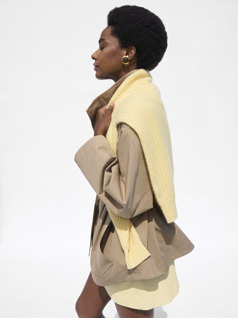 FRAME Summer 2026, l’été comme vestiaire de transition 27 Look 01 FRAME WOMENS PREFALL 26 0065 v3