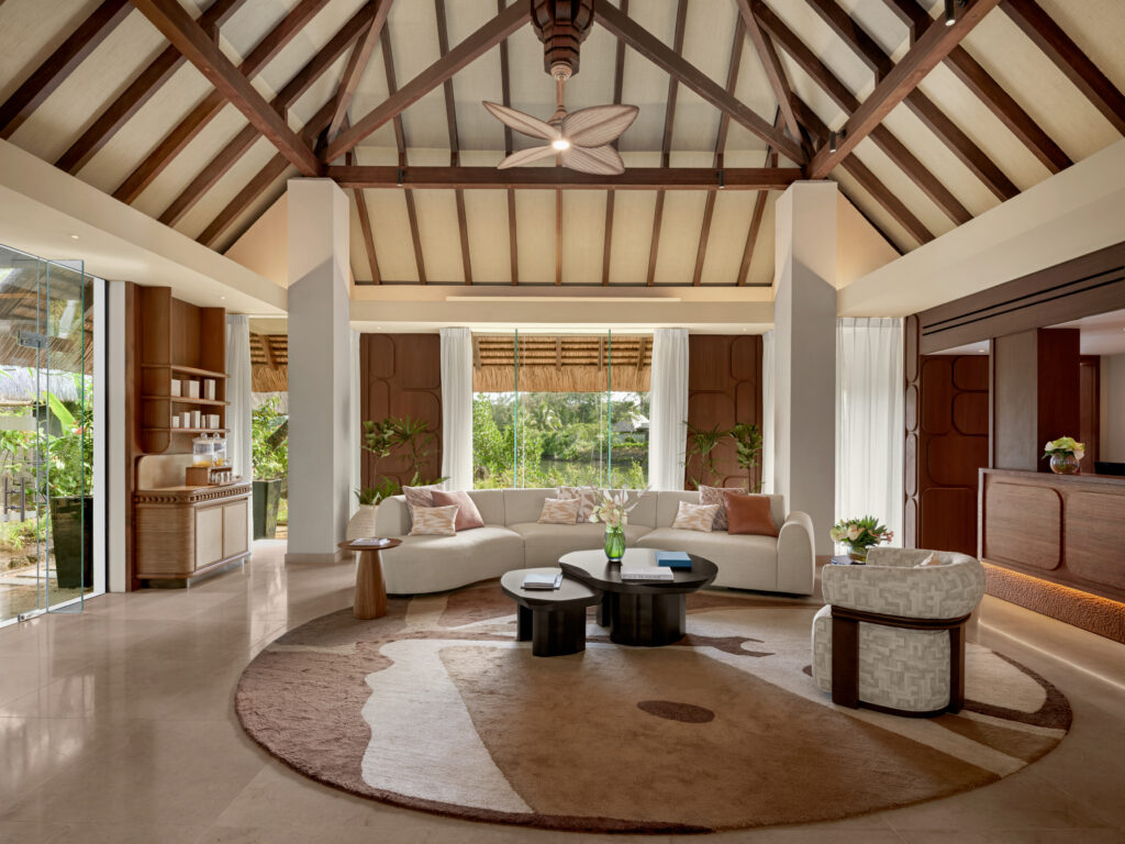 Four Seasons Mauritius at Anahita réinvente le bien-être sur pilotis 34 OSEYAN SPA RECEPTION LR