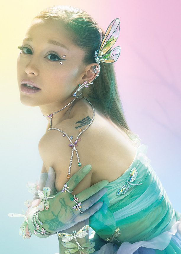 SWA ArianaGrande CapsuleCollection 2.01