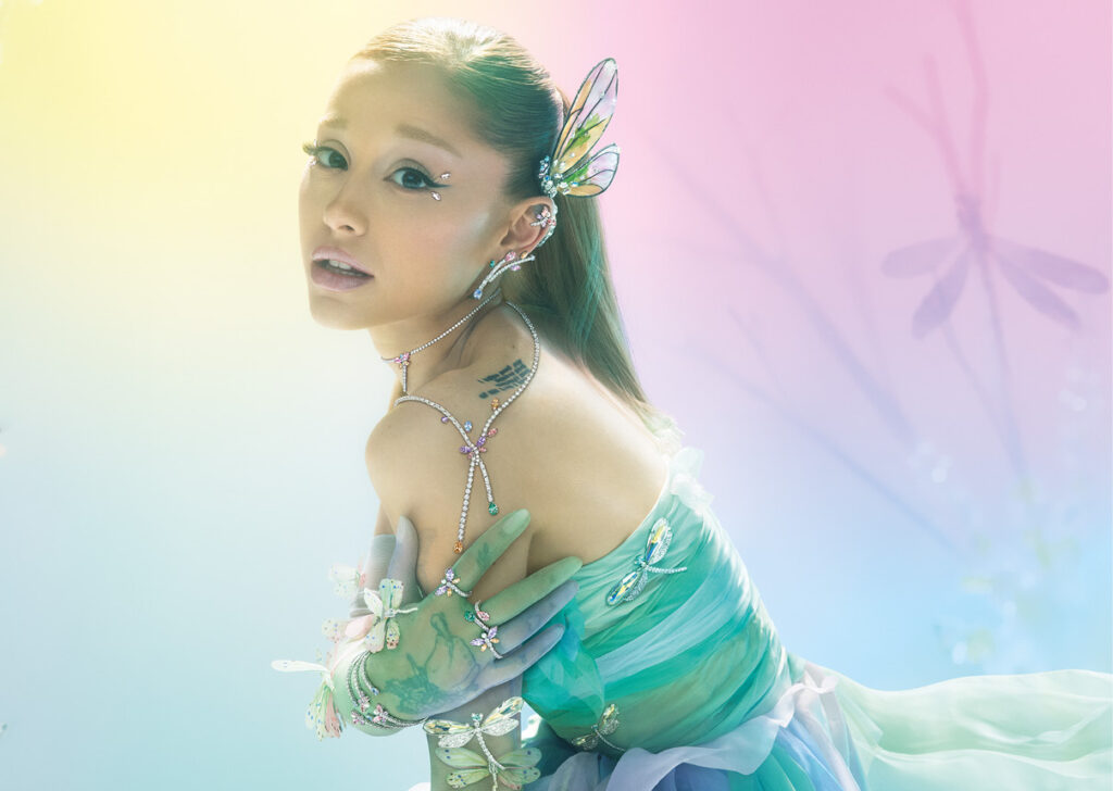 SWA ArianaGrande CapsuleCollection 2.0 hor1