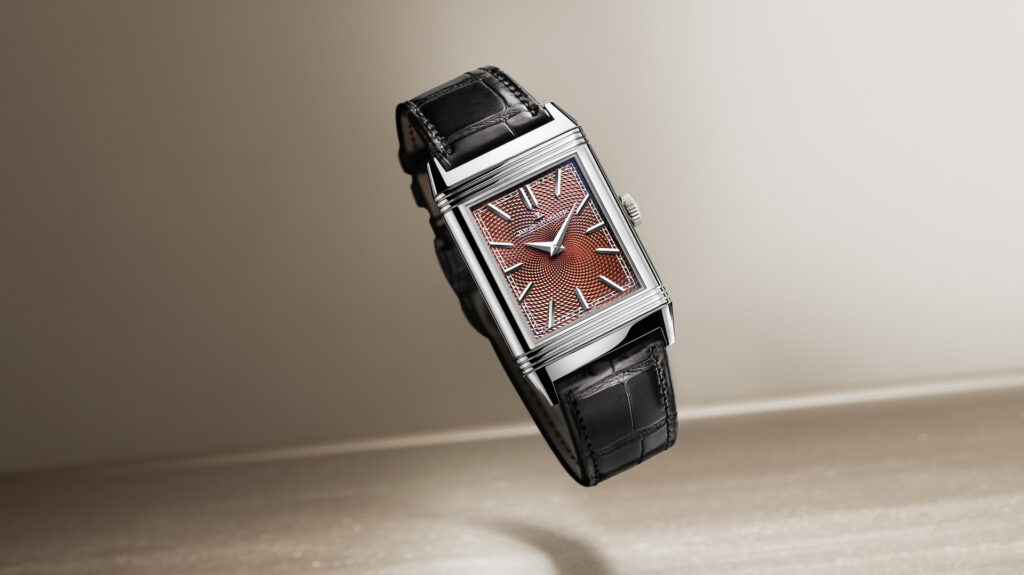 Jaeger-LeCoultre referme le cycle Hokusai sur quatre cascades en émail 31 1920 2026 q39334t7 reverso tribute enamel hokusai levitation1 srgb 16 9
