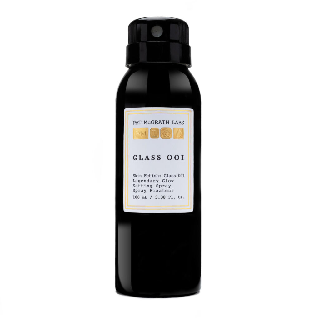 Pat McGrath Labs compose une routine solaire autour du teint doré 29 2024 PMG SKIN SS Ecomm Edits Bottle EdSingleton 1