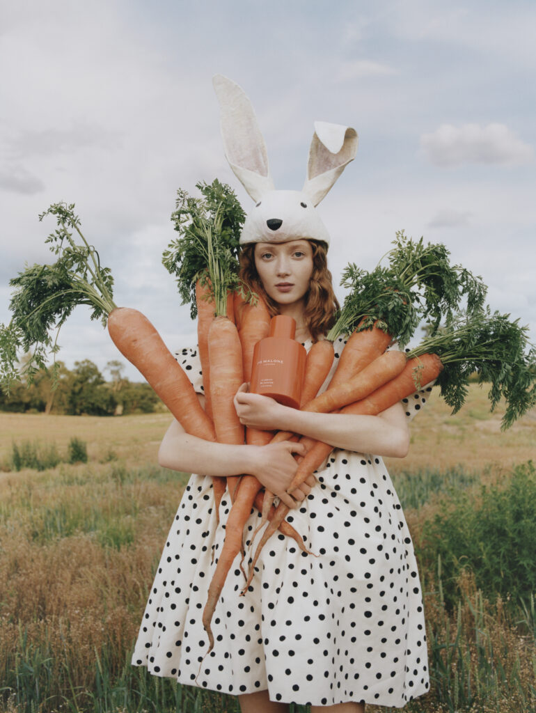 La betterave, le fenouil, le butternut : Jo Malone London descend au potager 25 26B01 Brit Carrot Blossom Cologne sRGB 300