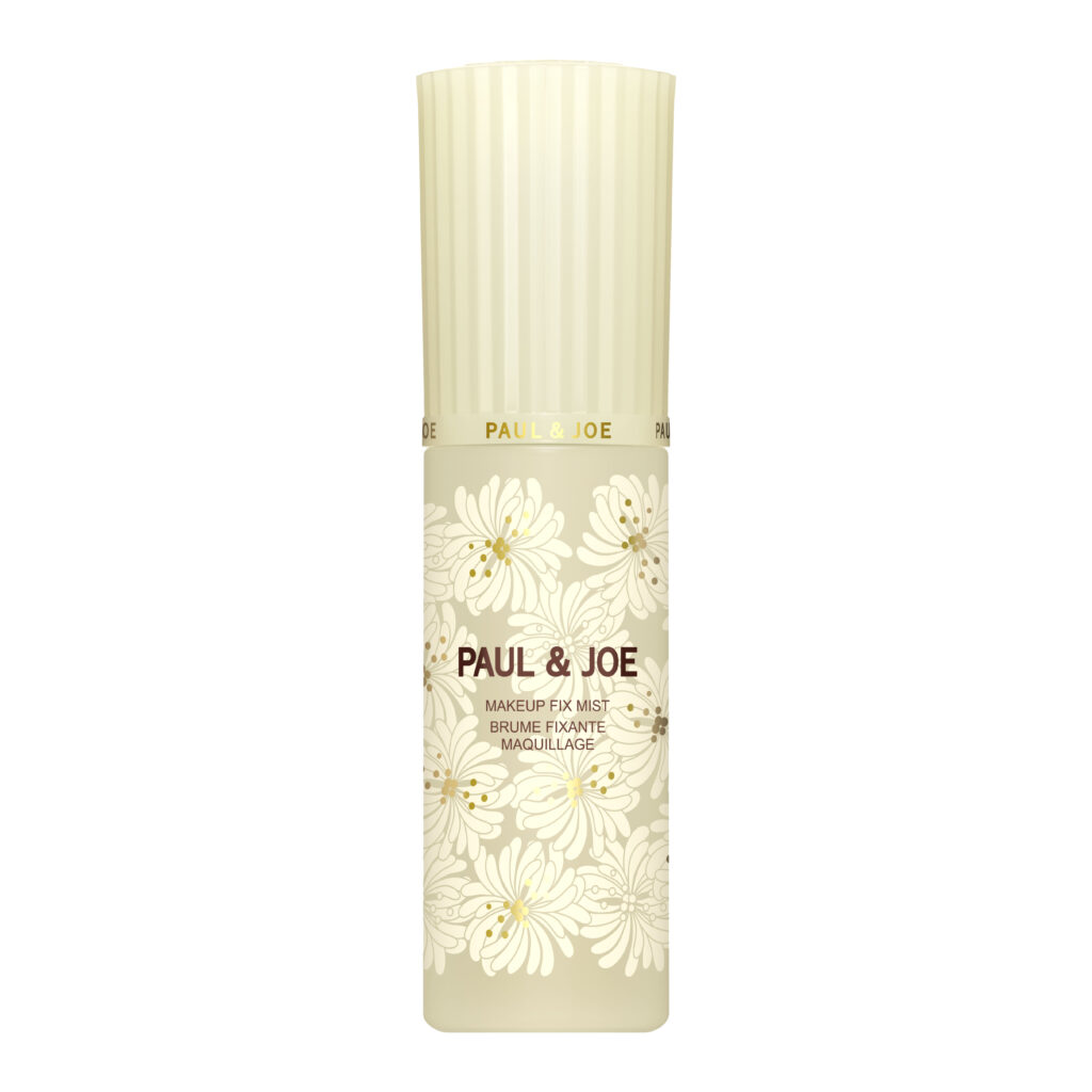 Paul & Joe Beauté compose l’été en pigments clairs et gestes nomades 39 26SU MAKEUP FIX MIST 50ml