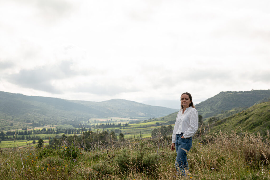 La Montagne d'Alaric, un mur qui fait le vin 25 ABBOTTSETDELAUNAY VIN PAYSAGES BIODIVERSITE 2025 06 MONZE VERRI 75