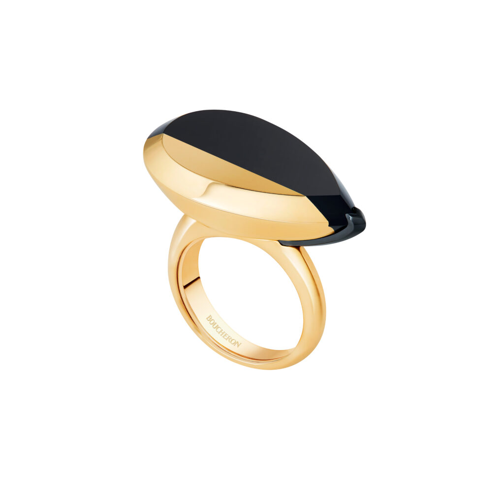 Boucheron et l'onyx : quand la pierre cesse d'être sertie 44 BOUCHERON GOLD 038 ONYX