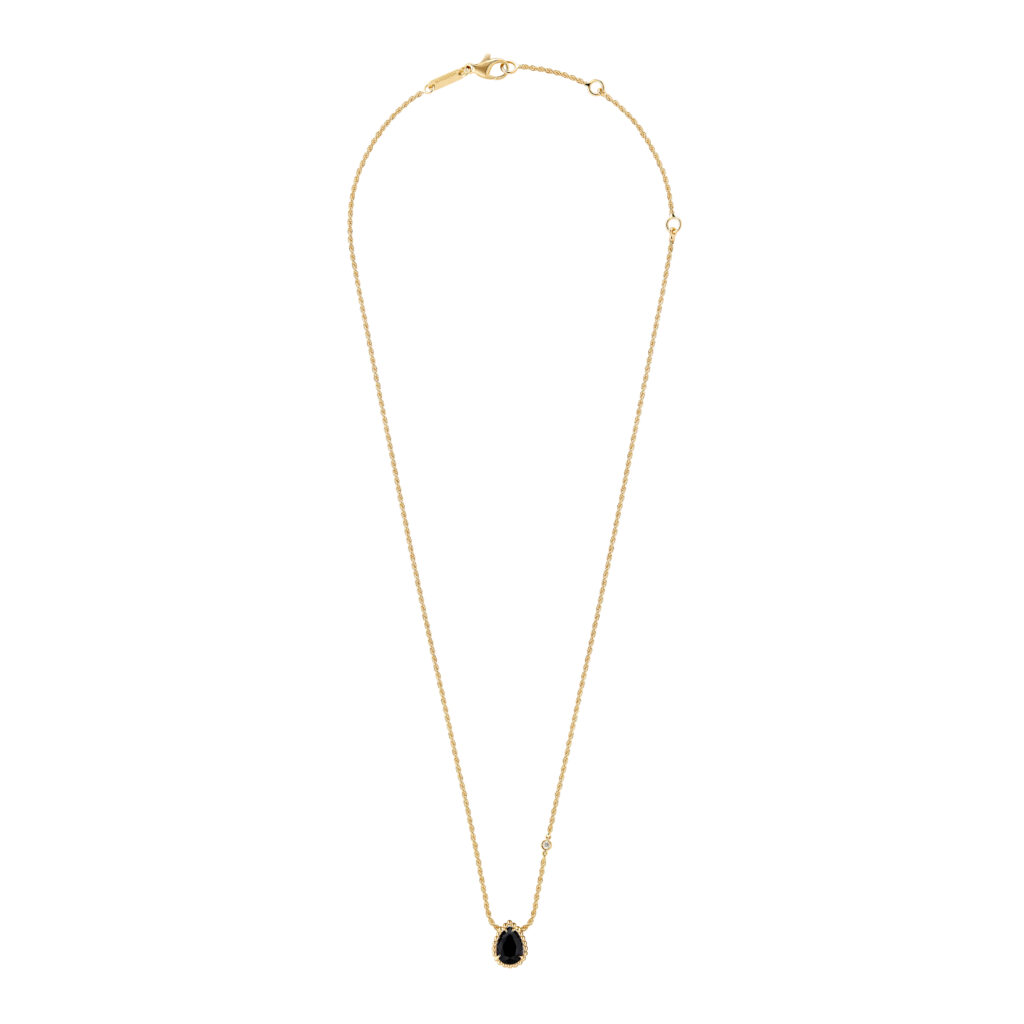 Boucheron et l'onyx : quand la pierre cesse d'être sertie 31 BOUCHERON GOLD 038 ONYX 7