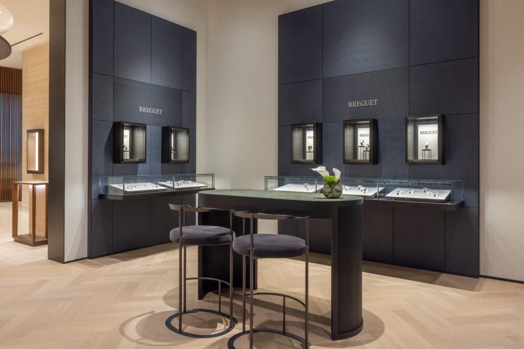 Bucherer Opens in Stuttgart: When Watchmakers Choose Their Cities 35 Bucherer Boutique Stuttgart 10