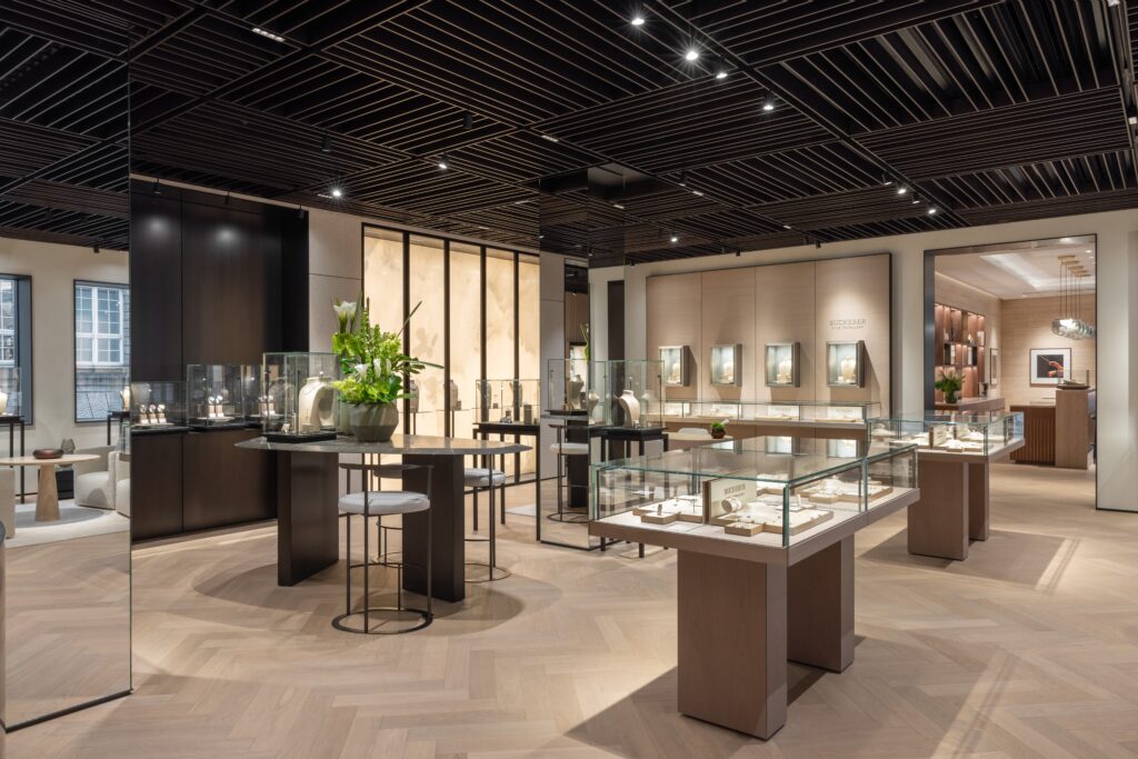 Bucherer Opens in Stuttgart: When Watchmakers Choose Their Cities 29 Bucherer Boutique Stuttgart 4