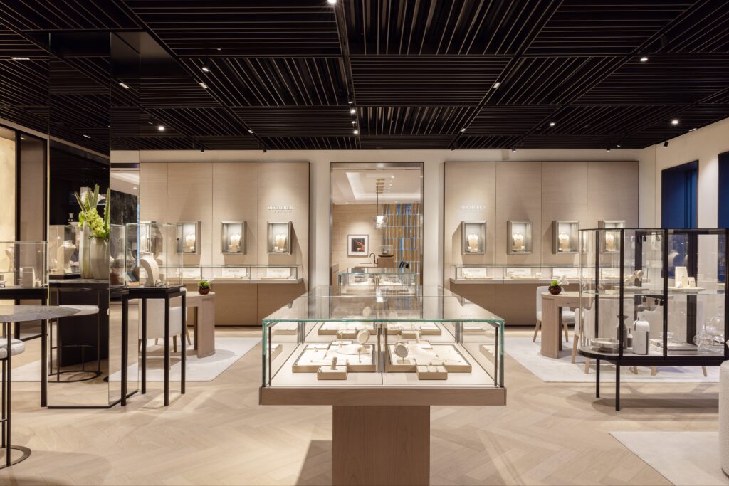 Bucherer Opens in Stuttgart: When Watchmakers Choose Their Cities 30 Bucherer Boutique Stuttgart 5