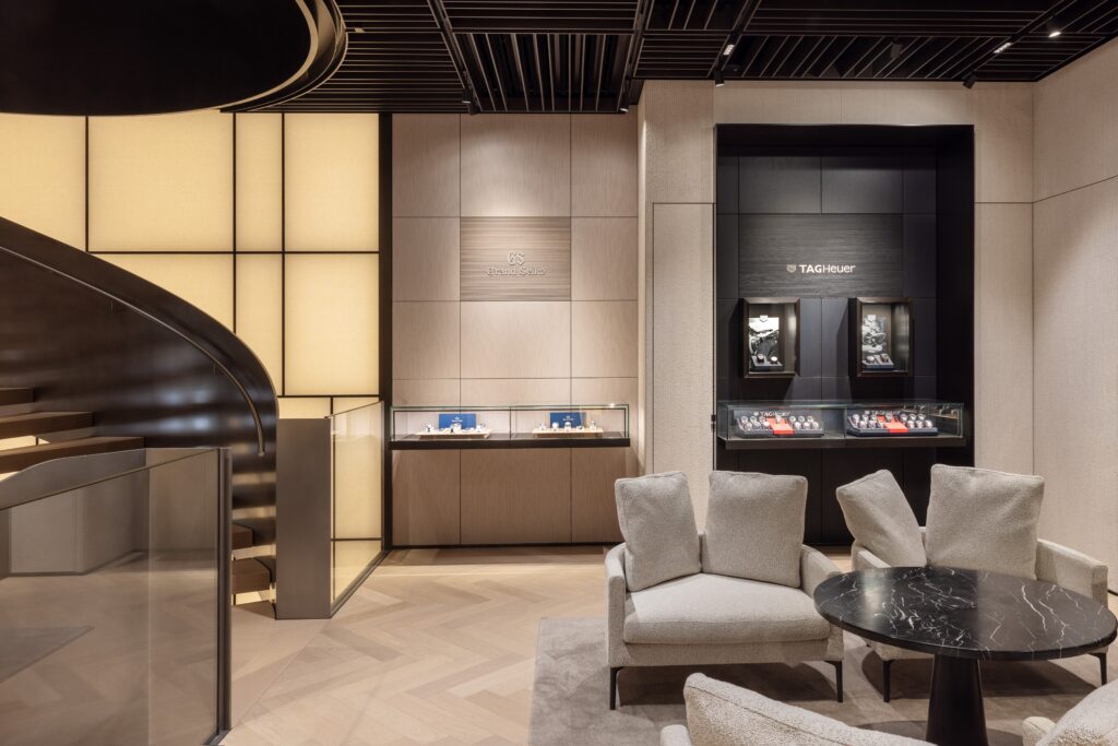 Bucherer Opens in Stuttgart: When Watchmakers Choose Their Cities 32 Bucherer Boutique Stuttgart 7