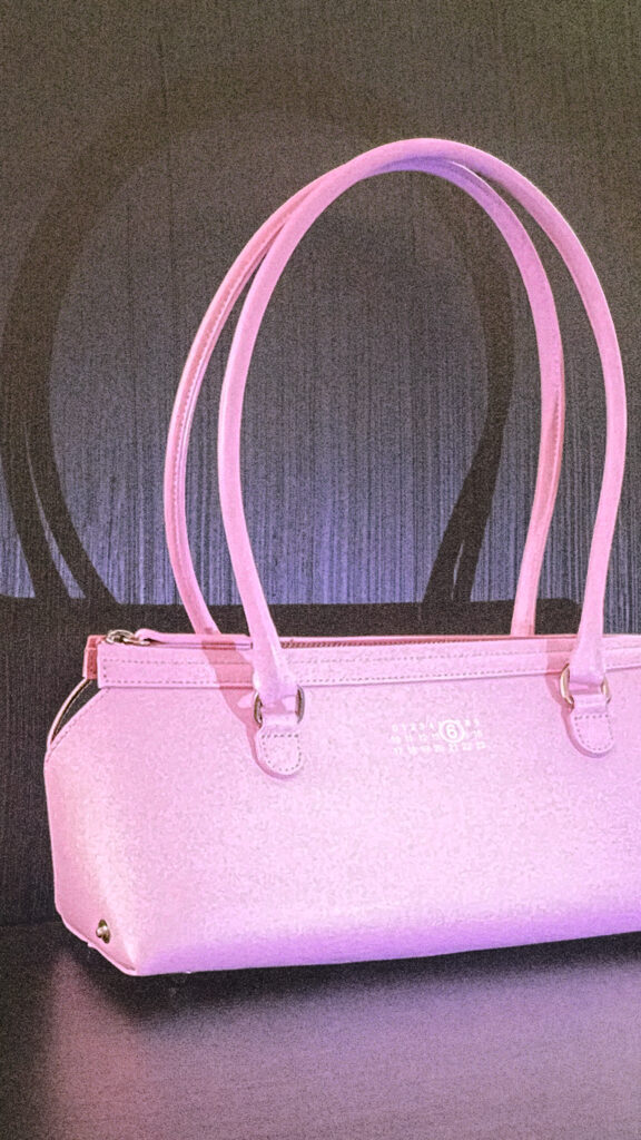 Le Bauletto de MM6 Maison Margiela, ou la géométrie comme seul ornement 35 MM CONTENT BAULETTO 9x16 3