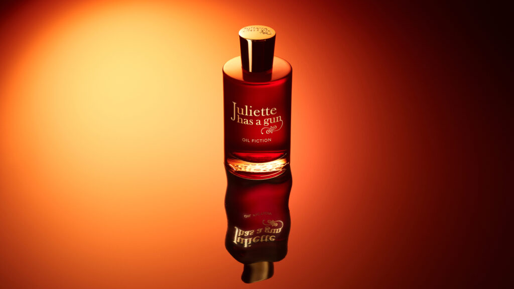 La Bold Collection de Juliette Has a Gun, ou le parfum comme laboratoire narratif 47 OIL FICTION REFLECT RVB 16 9 LD