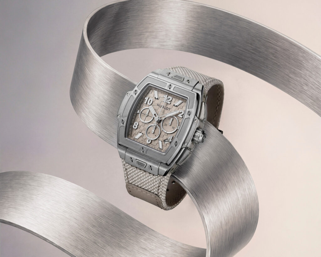 Hublot refines its monochrome aesthetic with the Spirit of Big Bang Essential Taupe 32 Spirit of Big Bang Essential Taupe 14