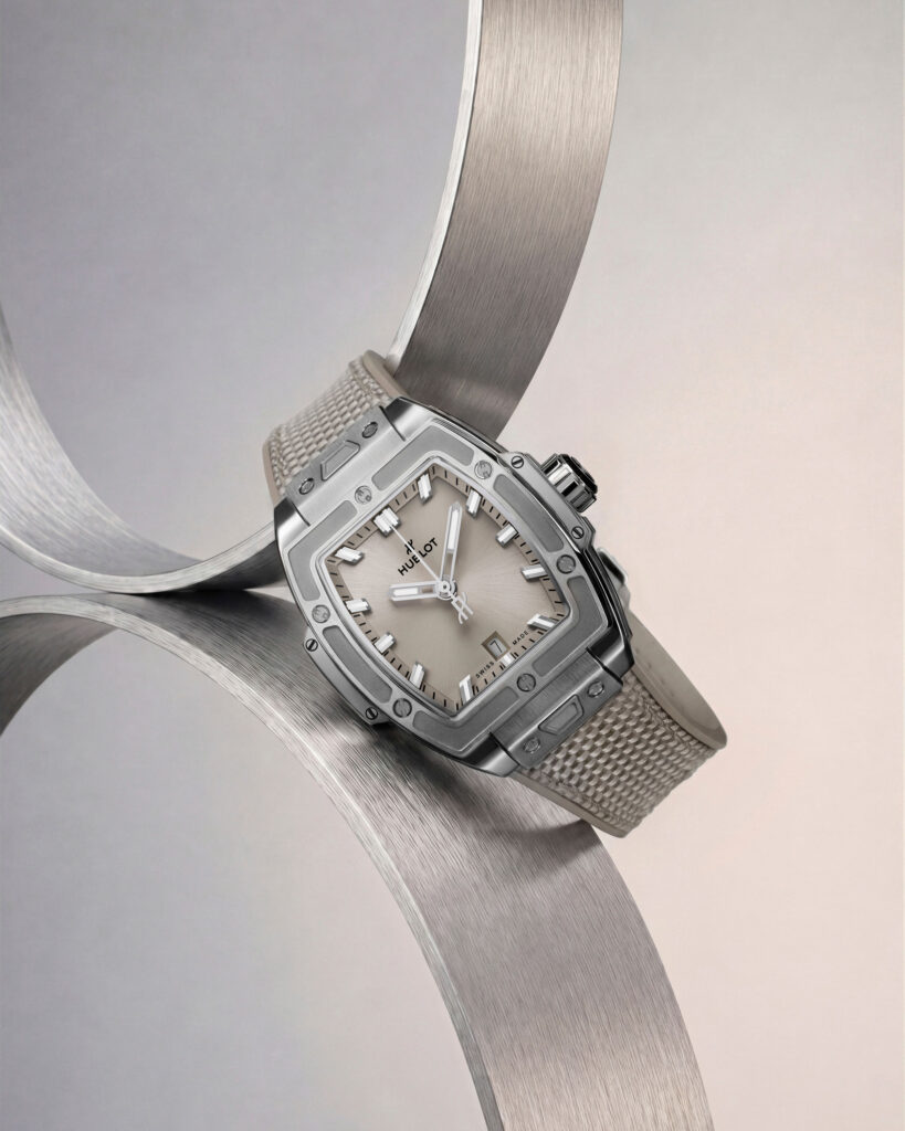 Hublot refines its monochrome aesthetic with the Spirit of Big Bang Essential Taupe 33 Spirit of Big Bang Essential Taupe 15