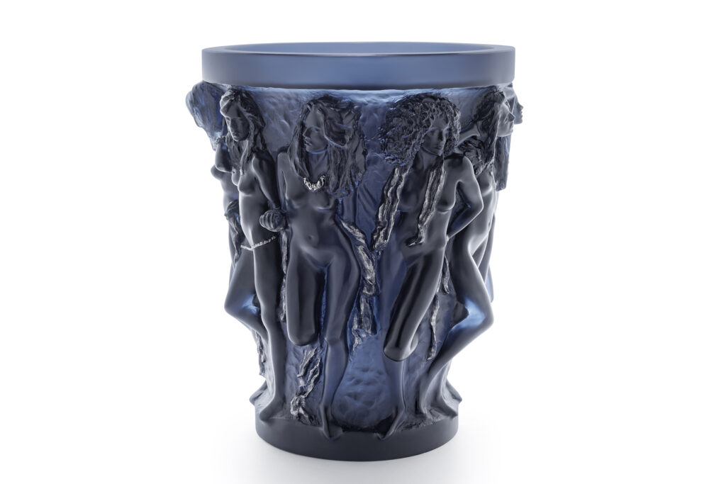 In Wingen-sur-Moder, fifteen years of crystal as a testing ground 35 Terry Rodgers Vase Sirenes