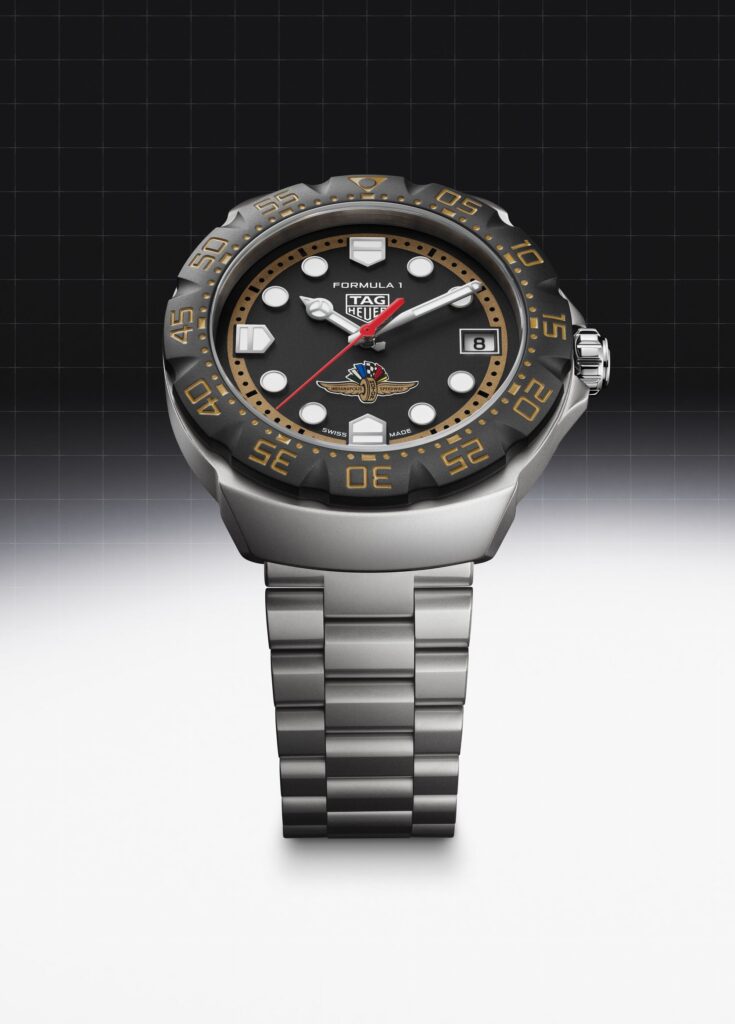 TAG Heuer Formula 1 Solargraph x Indy 500: The Tool Watch as an American Manifesto 33 Web 2000px WBY111G.BA0042 MUSHROOM BACKGROUND FULLFRAME