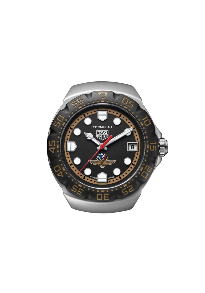 TAG Heuer Formula 1 Solargraph x Indy 500: The Tool Watch as an American Manifesto 39 Web 2000px WBY111G.BA0042 SOLDIER WH