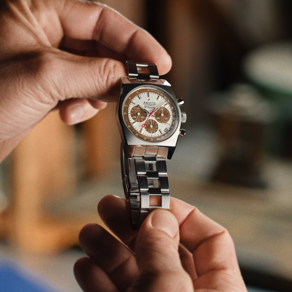 ZENITH CHRONOMASTER Revival A384 Tropical : la patine comme langage horloger 39 ZENITH Chronomaster Revival A384 still life 16