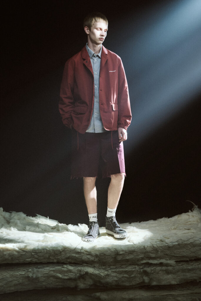 UNDERCOVER Pre-Spring 2027 : la couture du refus 48 017 1