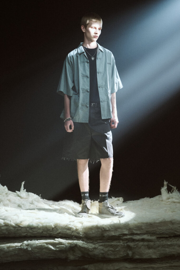 UNDERCOVER Pre-Spring 2027 : la couture du refus 67 031 1