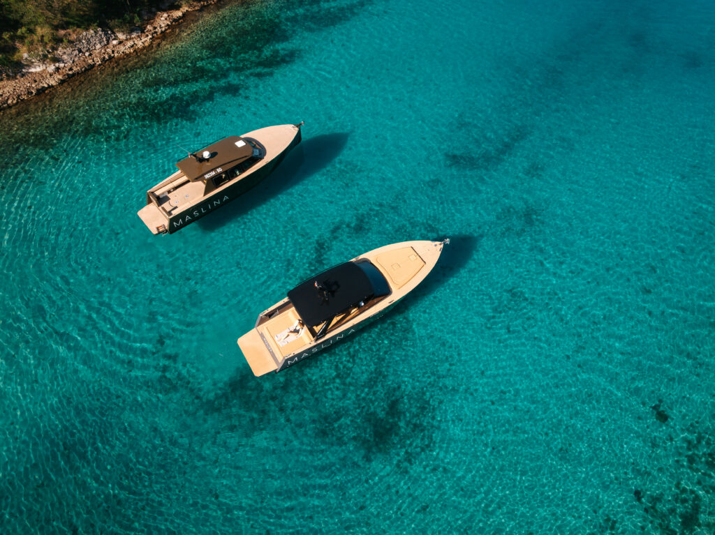 Maslina Resort, Hvar : le luxe qui réunit ce que le monde sépare 27 06 Maslina Resort LIFESTYLE Maslina Boats 2025 Simun Situm