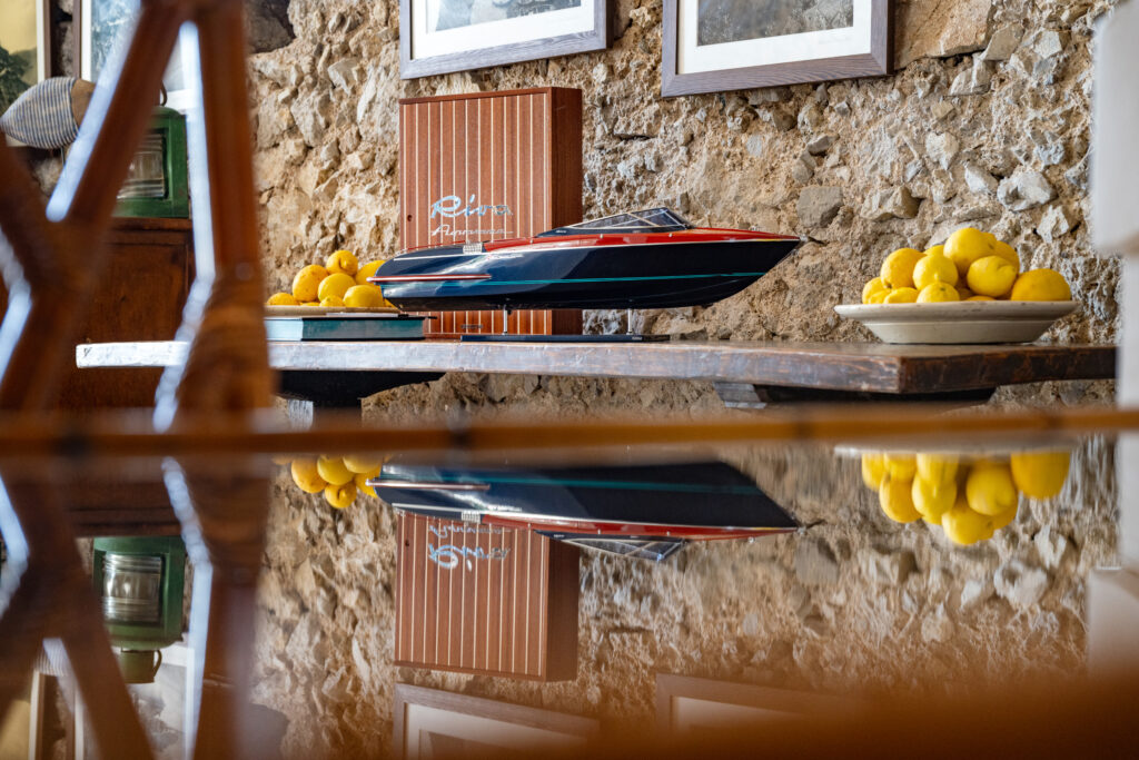 Riva au-delà de l'eau 31 07 Riva Lounge Borgo Santandrea
