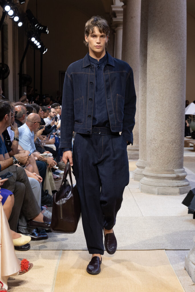Giorgio Armani SS27 : quand le Marché Méditerranéen devient territoire de style 29 124 124