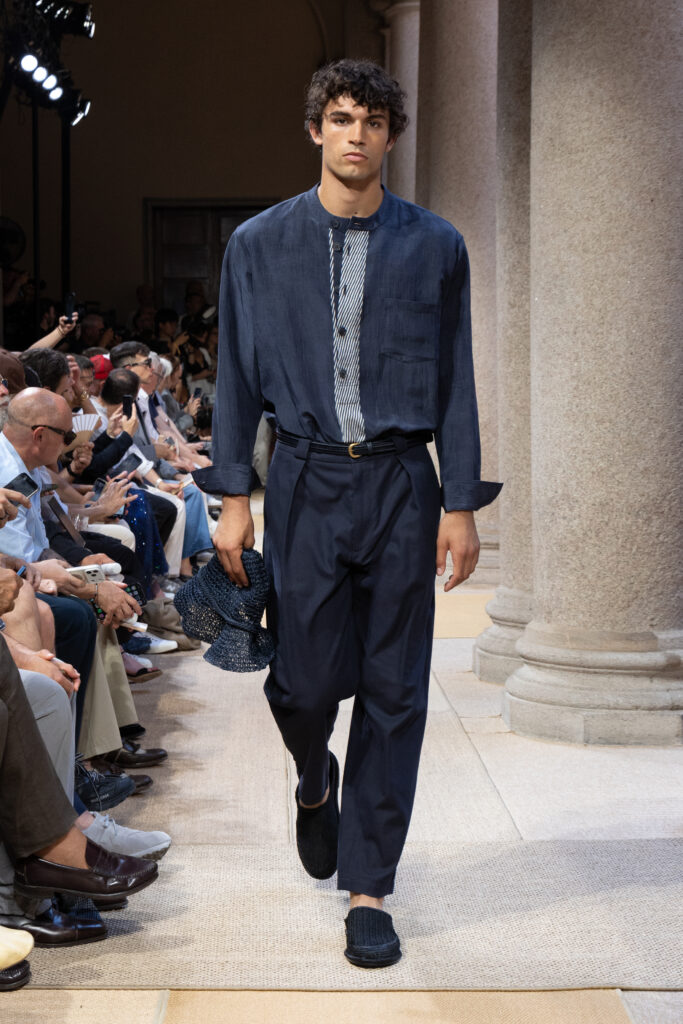 Giorgio Armani SS27 : quand le Marché Méditerranéen devient territoire de style 66 125 125