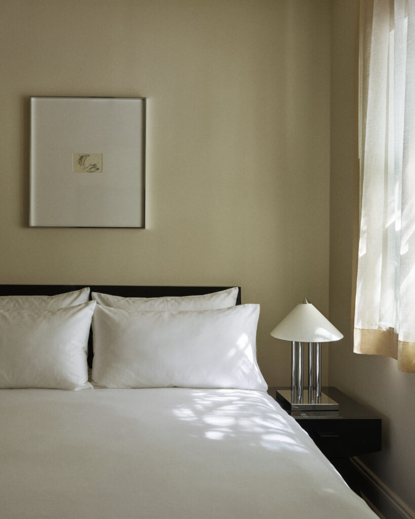 Le Perroquet: A Place Where Florida Hospitality Takes on a Homey Feel 53 26028 Perroquet MediumDouble 197