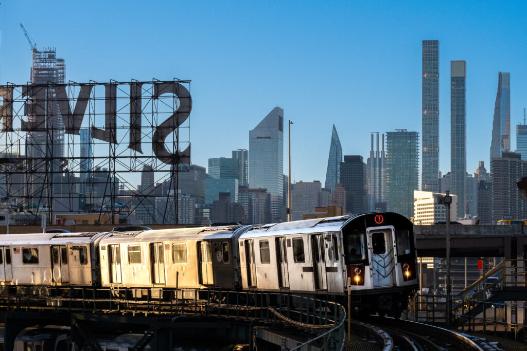 Queens, le borough où New York recompose son récit 26 7 Line Queens NYC Photo Daniel Harel