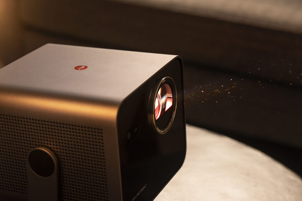 Leica Cine Compact 1: Home Theater on the Go 51 Ambient Compact ProjectorBeam 4 300