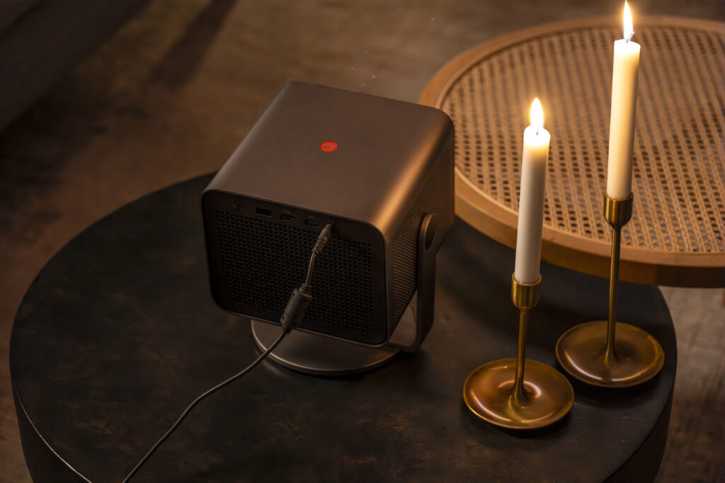 Leica Cine Compact 1: Home Theater on the Go 53 Ambient Compact ProjectorCandles 300