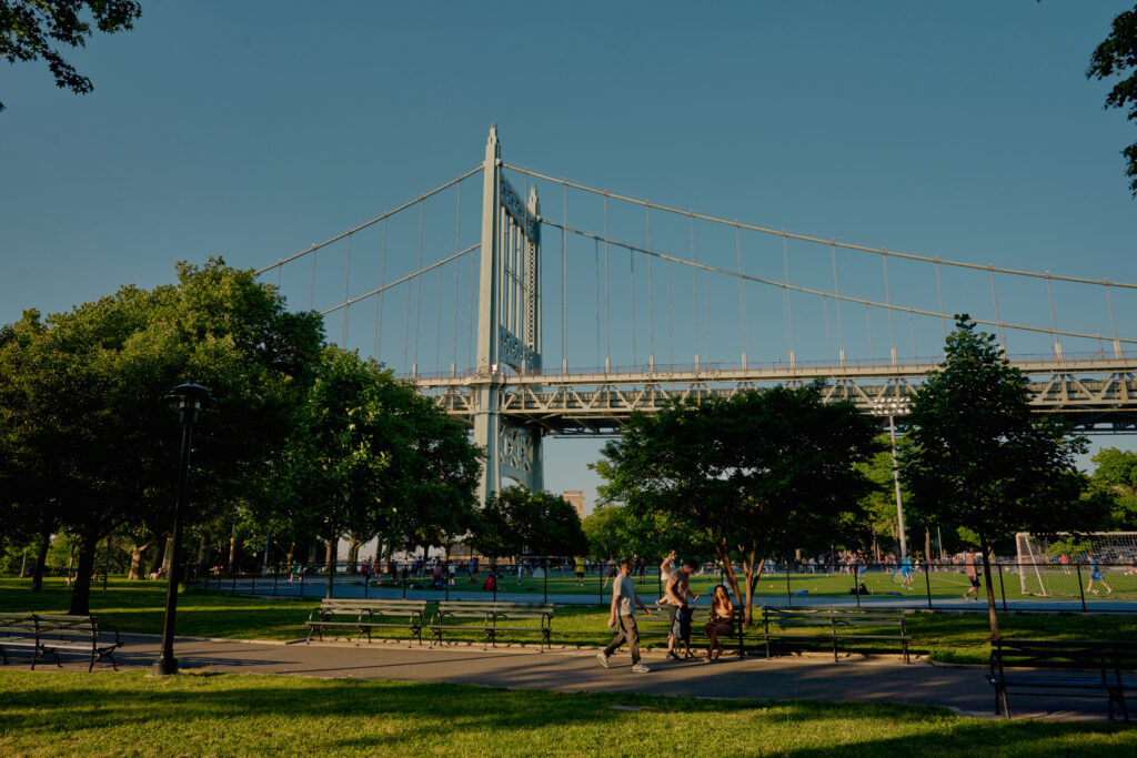 Queens, le borough où New York recompose son récit 27 Astoria Queens NYC Photo Vincent Tullo 0921