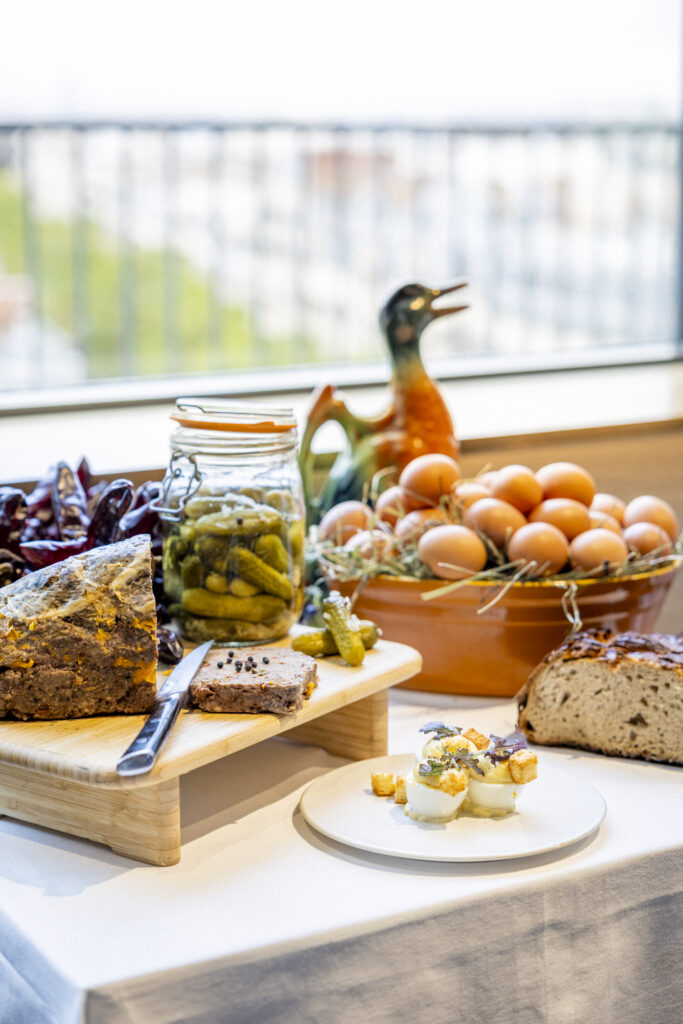 Côtelette s'installe au Printemps Haussmann : un bistrot canaille au 8e étage, vue sur Paris 27 COTELETTE au Printemps Haussmann 3 ©Printemps