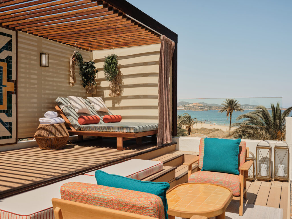 COYA débarque à Ibiza : l’Amérique latine comme art de vivre en Méditerranée 40 COYA IBIZA Mirador Roof Top Suite