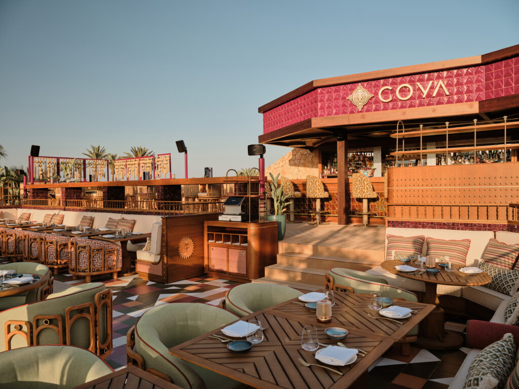COYA débarque à Ibiza : l’Amérique latine comme art de vivre en Méditerranée 41 COYA IBIZA Rooftop Pisco Bar