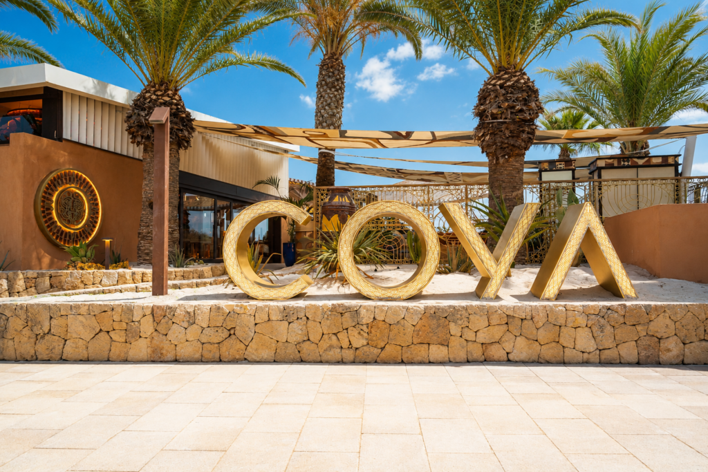COYA débarque à Ibiza : l’Amérique latine comme art de vivre en Méditerranée 43 Entrance