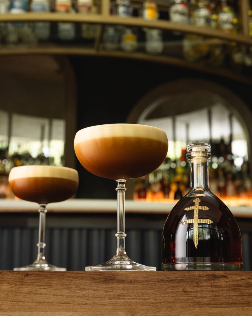 D’Ussé : le cognac qui revient en France par la porte du hip-hop 45 FY24 DUSSE Spring Laurel10 Static