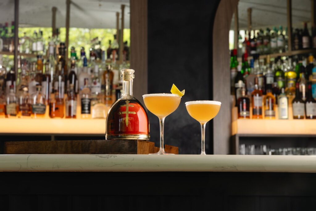 D’Ussé : le cognac qui revient en France par la porte du hip-hop 48 FY24 DUSSE Spring Laurel8 Static