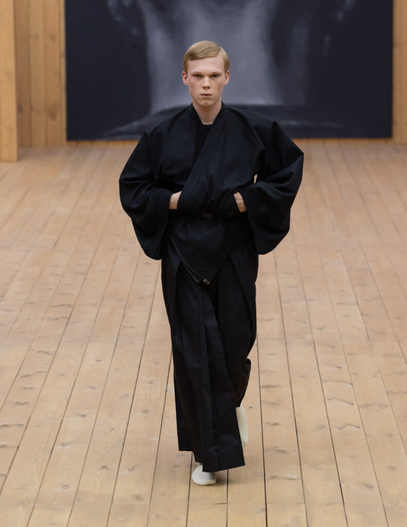 Gosha Rubchinskiy Summer 2027: “Forum,” or Fashion as a Tool of Anthropology 26 Gosha Rubchinskiy Summer2027 Look001