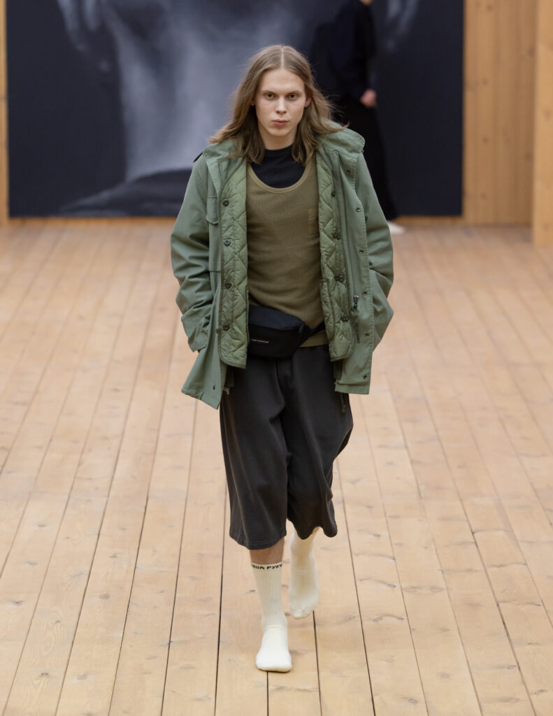 Gosha Rubchinskiy Summer 2027: “Forum,” or Fashion as a Tool of Anthropology 42 Gosha Rubchinskiy Summer2027 Look011