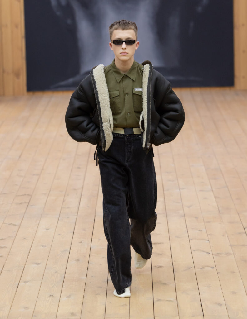 Gosha Rubchinskiy Summer 2027: “Forum,” or Fashion as a Tool of Anthropology 43 Gosha Rubchinskiy Summer2027 Look012