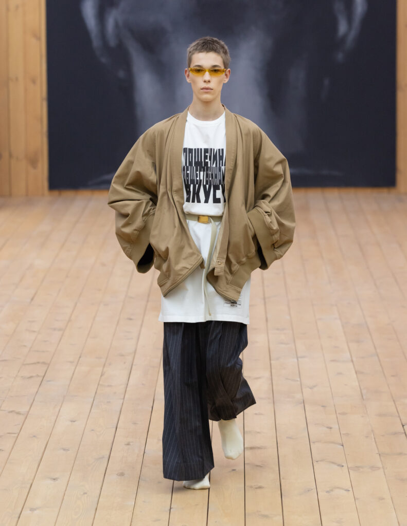 Gosha Rubchinskiy Summer 2027: “Forum,” or Fashion as a Tool of Anthropology 54 Gosha Rubchinskiy Summer2027 Look018